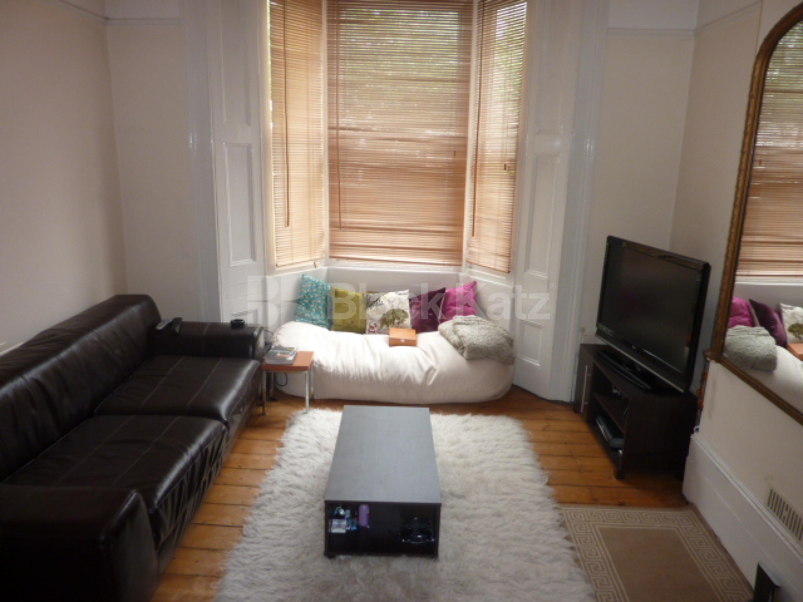 			New Instruction, 2 Bedroom, 1 bath, 1 reception Flat			 Fairmead Road, TUFNELL PARK N19